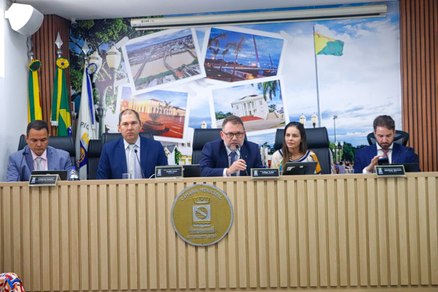 “Queremos fazer as políticas públicas chegarem a quem mais precisa”, afirma o prefeito de Rio Branco em visita à Câmara