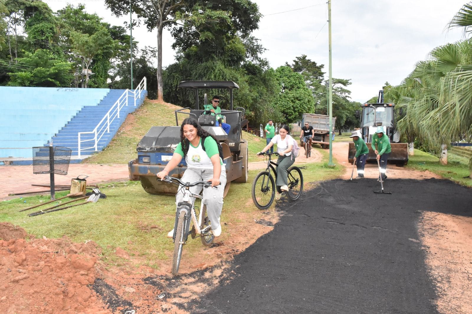 Deracre executa recuperação da ciclovia, limpeza e manutenção do Parque da Maternidade
