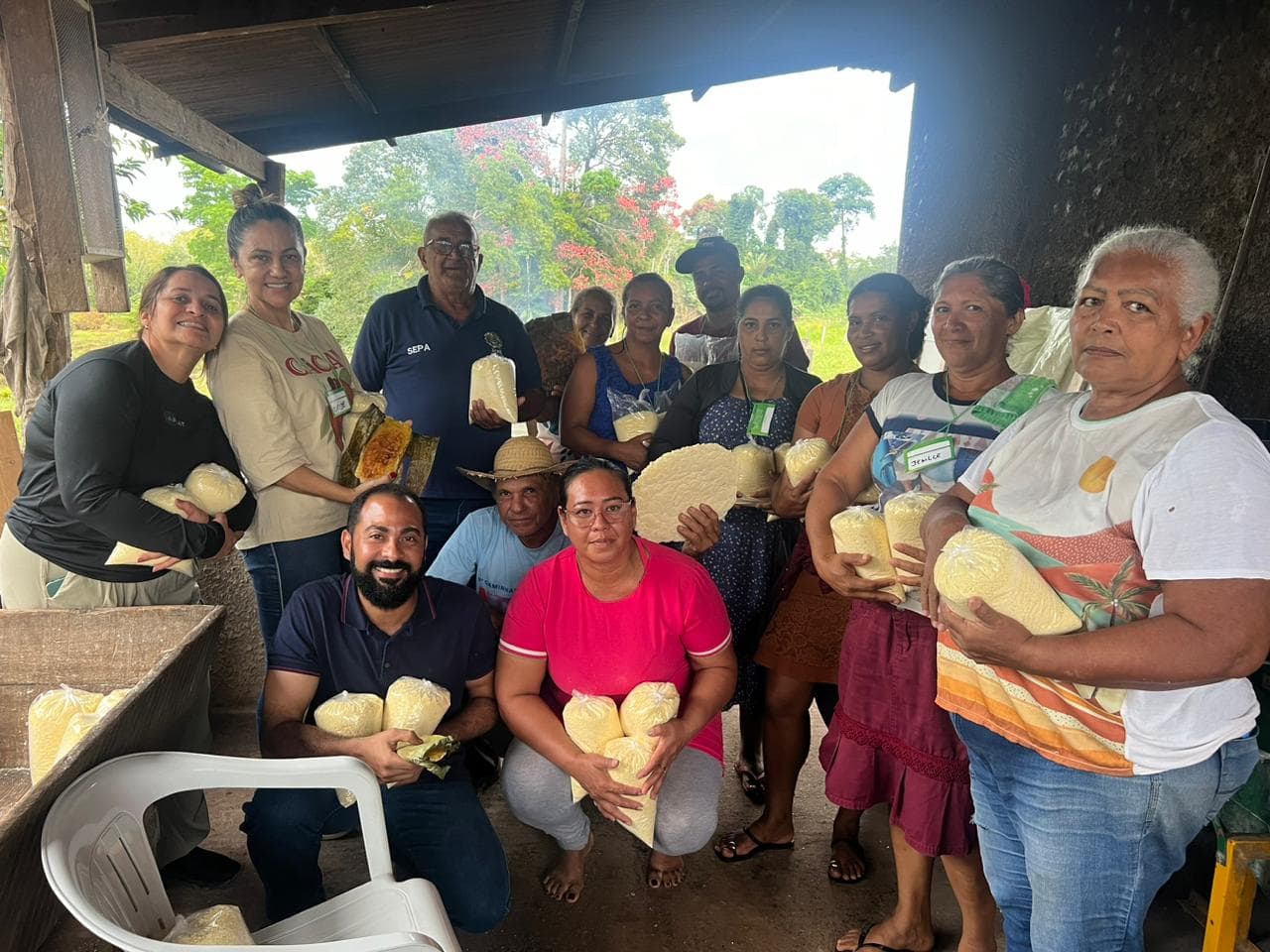 Secretaria de Agricultura promove capacitação voltada à cadeia produtiva da mandioca