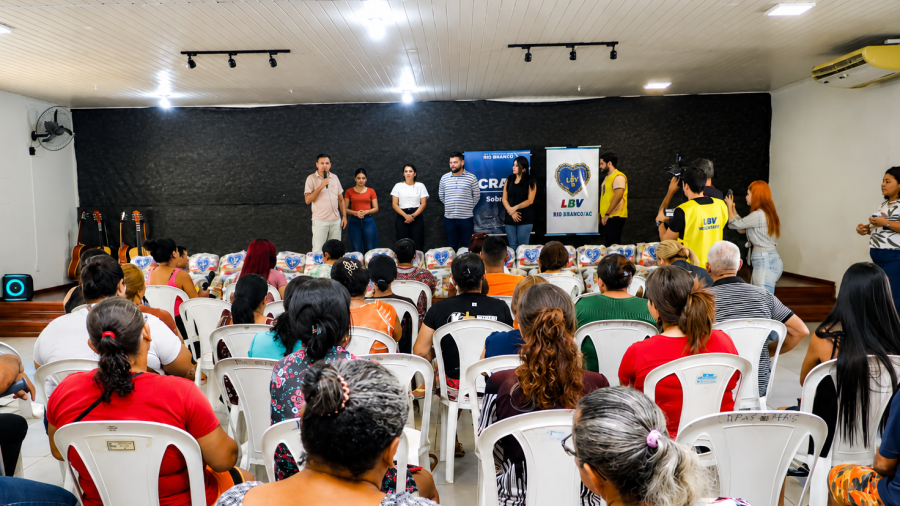 Parceria entre Prefeitura de Rio Branco e LBV beneficia 80 famílias com entrega de cestas básicas