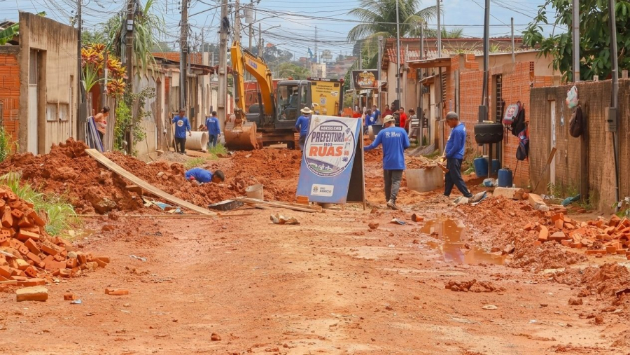 Prefeitura avança com obras de drenagem, saneamento e pavimentação, transformando a realidade de moradores da Baixada da Sobral